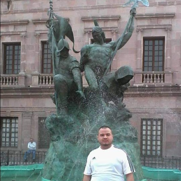 Meet your Posher, Lucio - Picture 1 of 1